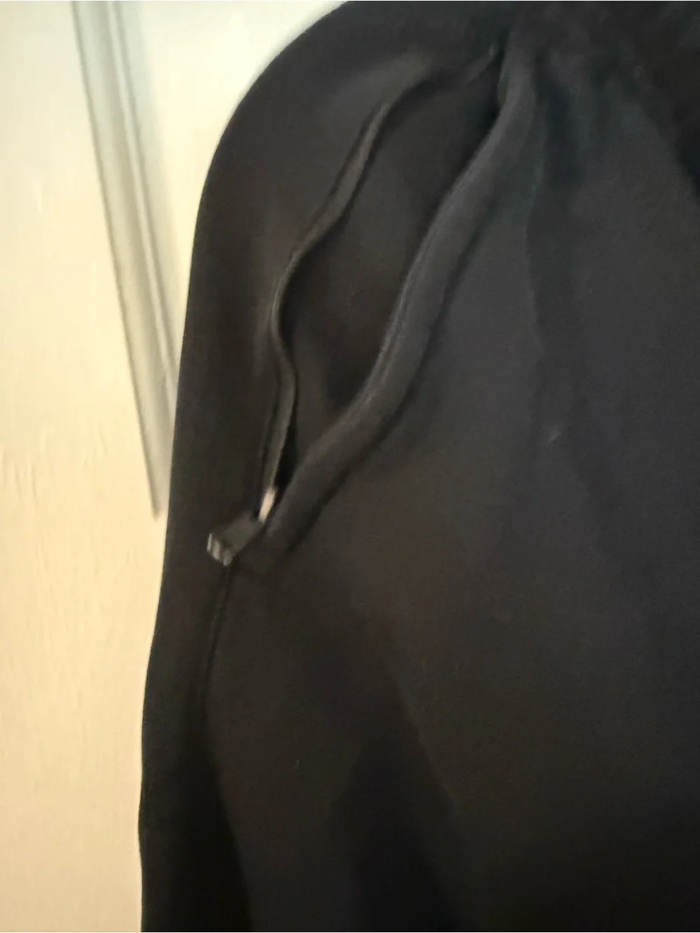 ALO Yoga Black Women's Drawstring Sweatpants with Zipper Pockets M